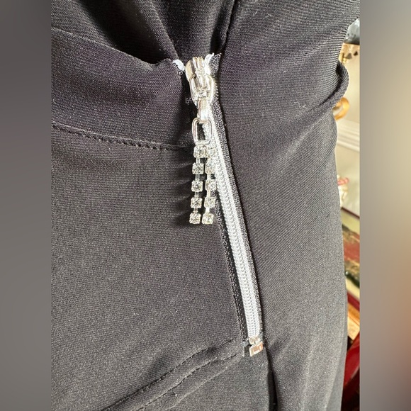 Joseph Ribkoff Soft Jersey Wrap Tunic Top W Rhinestone Detail - Size 12 - Picture 3 of 8